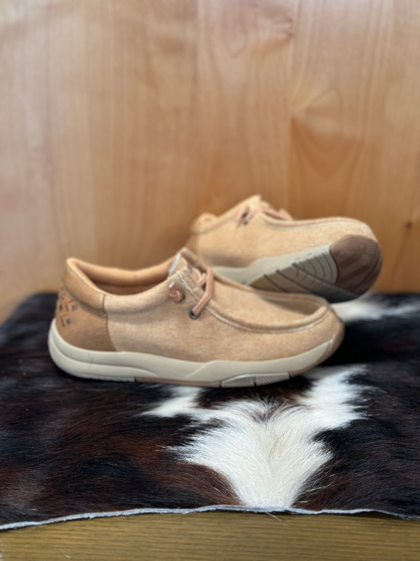 TAN ROPER LOAFER