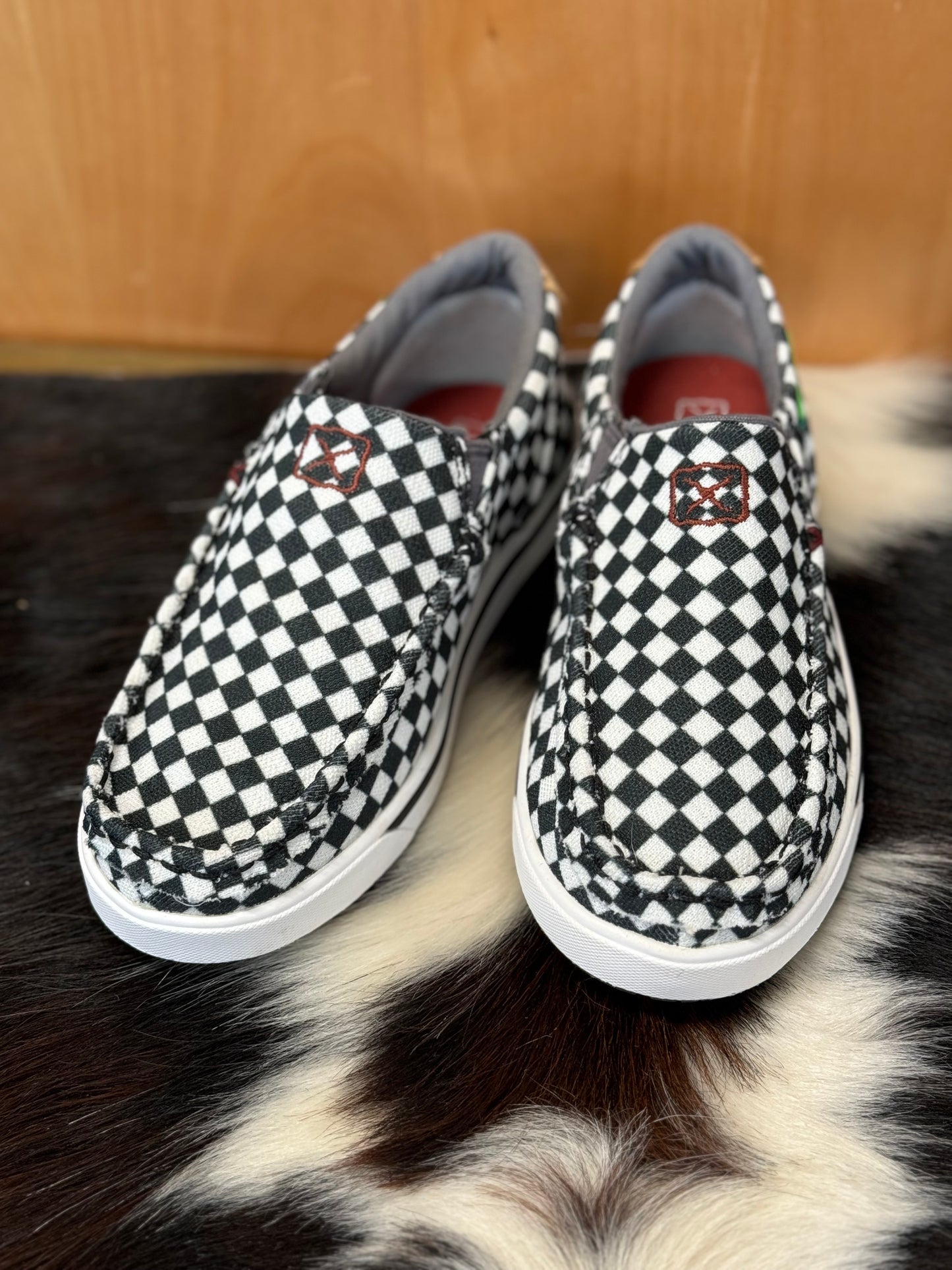 CHECKER BOARD SLIP ON