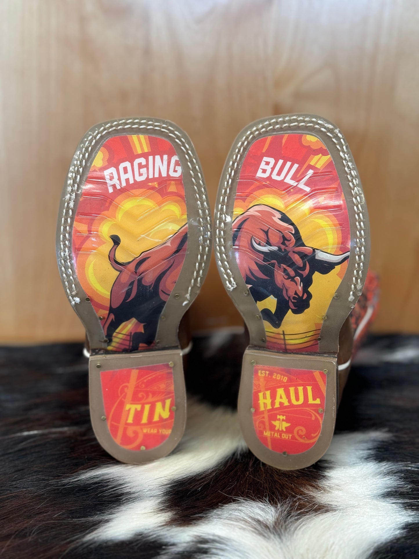 RAGING BULL SOLE