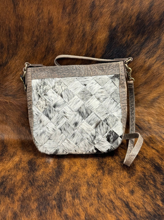 GREY CRISSCROSS MED PURSE